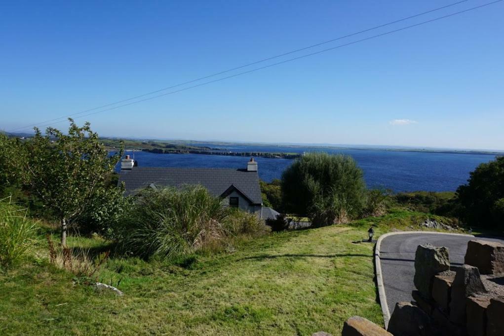 Donegal Town Lighthouse Cottage מראה חיצוני תמונה